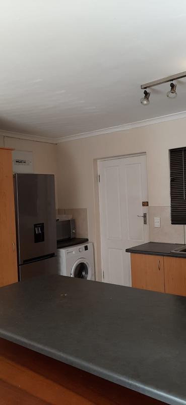 To Let 1 Bedroom Property for Rent in Wynberg Western Cape